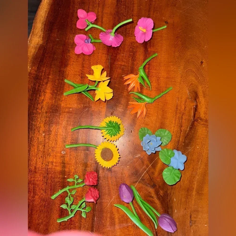 TOOB educational toys 2 sets for of Safari Ltd Flowers  Colorful Flower Toy Set